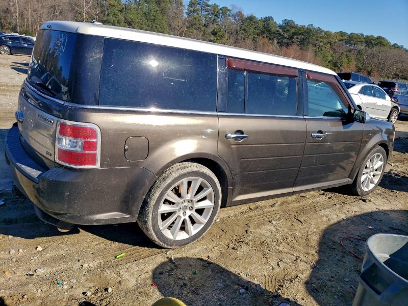 Photo 3 from auction – 2010 FORD FLEX with VIN 2FMHK6DC9BBD24825