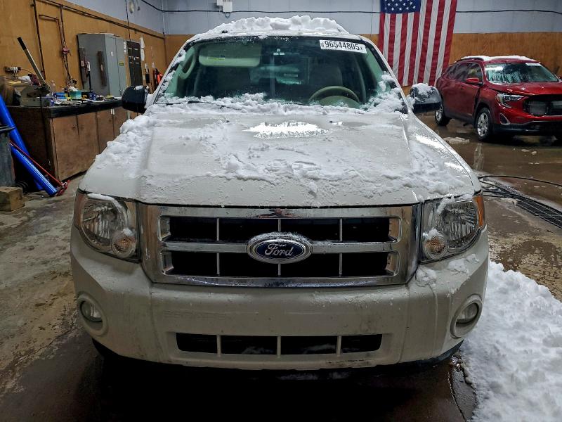 Photo 5 from auction – 2011 FORD ESCAPE XLT with VIN 1FMCU0D75BKC37191