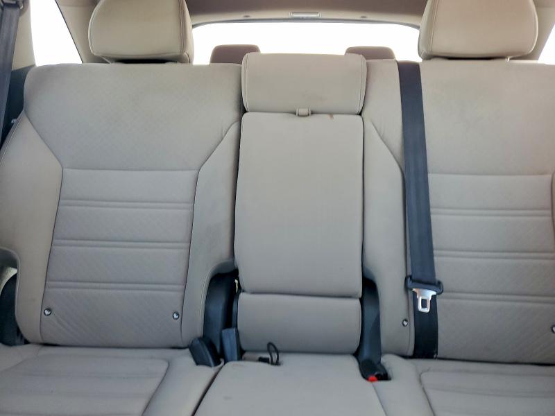 Photo 10 from auction – 2016 KIA SORENTO LX with VIN 5XYPG4A52GG017284