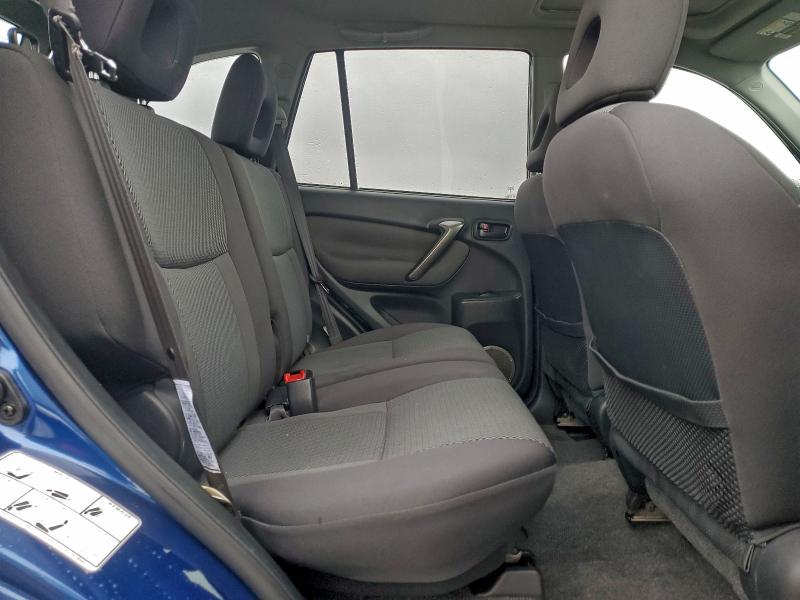 Photo 11 from auction – 2005 TOYOTA RAV4 with VIN JTEHD20V156039081