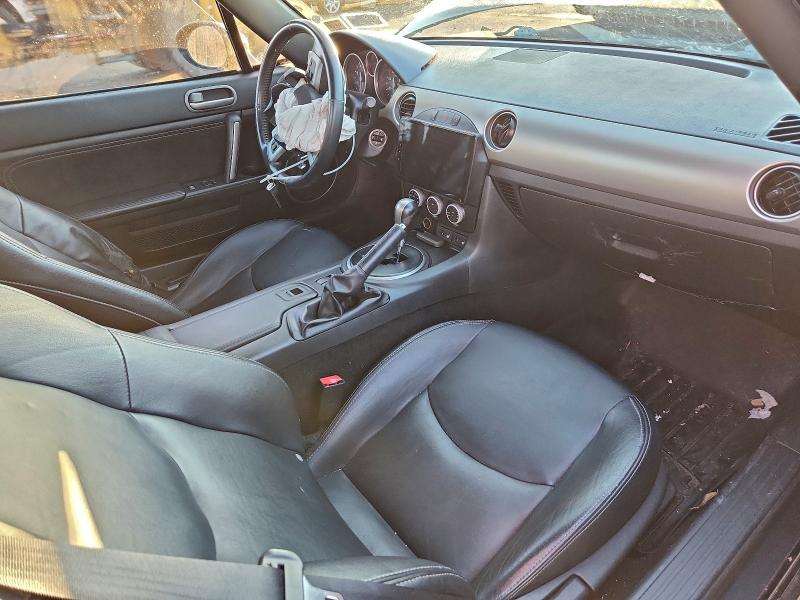 Photo 8 from auction – 2011 MAZDA MX-5 MIATA with VIN JM1NC2PF5B0213905