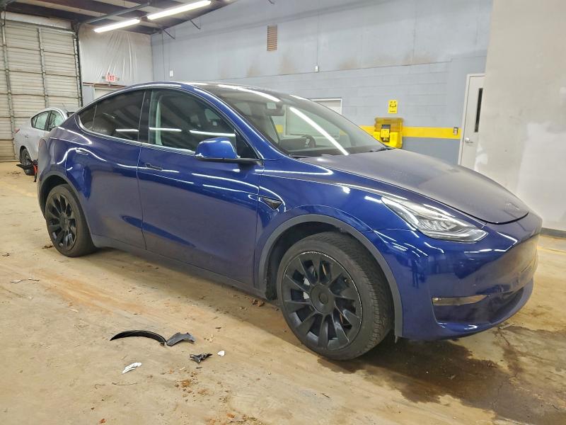 Photo 4 from auction – 2022 TESLA MODEL Y with VIN 7SAYGDEE7NF386728