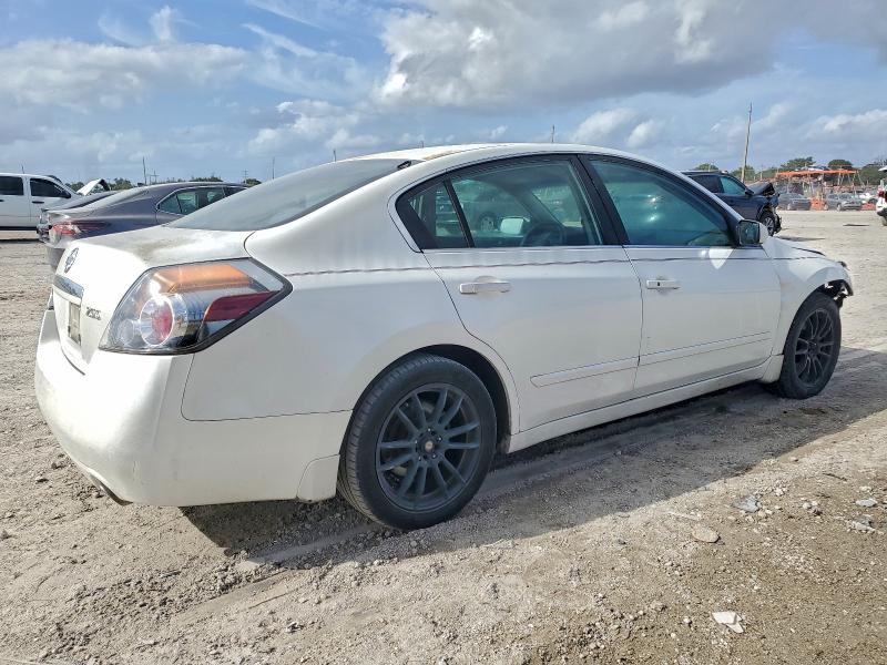 Photo 3 from auction – 2007 NISSAN ALTIMA 2.5 with VIN 1N4AL21E07N447769