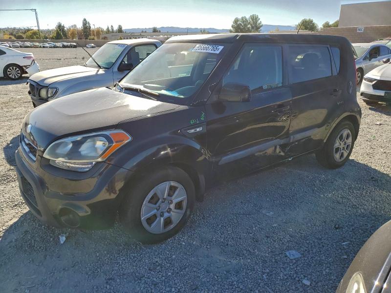KIA SOUL 2013 with VIN KNDJT2A58D7519814 - Photo from auction