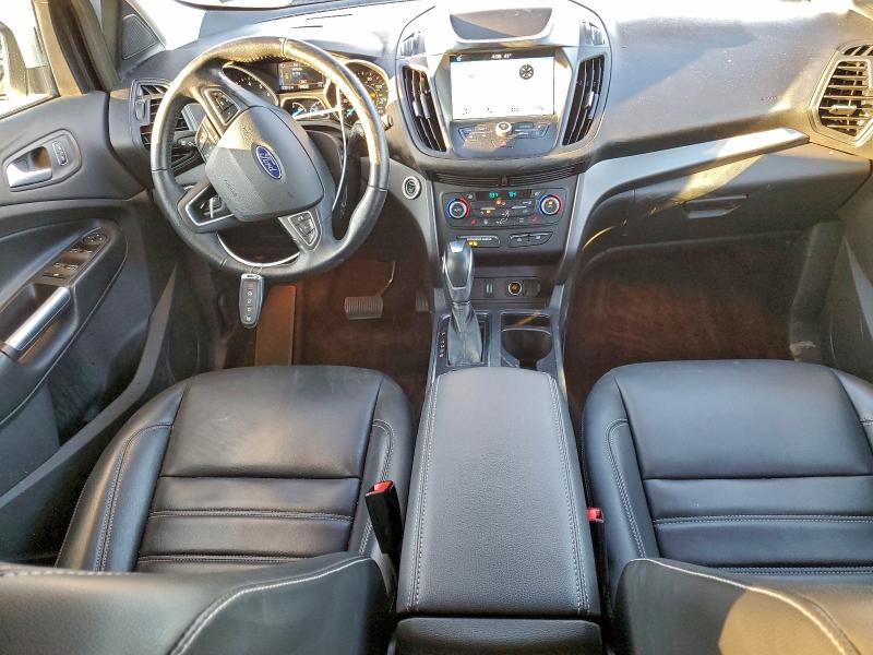 Photo 8 from auction – 2019 FORD ESCAPE SEL with VIN 1FMCU9HD5KUB54790