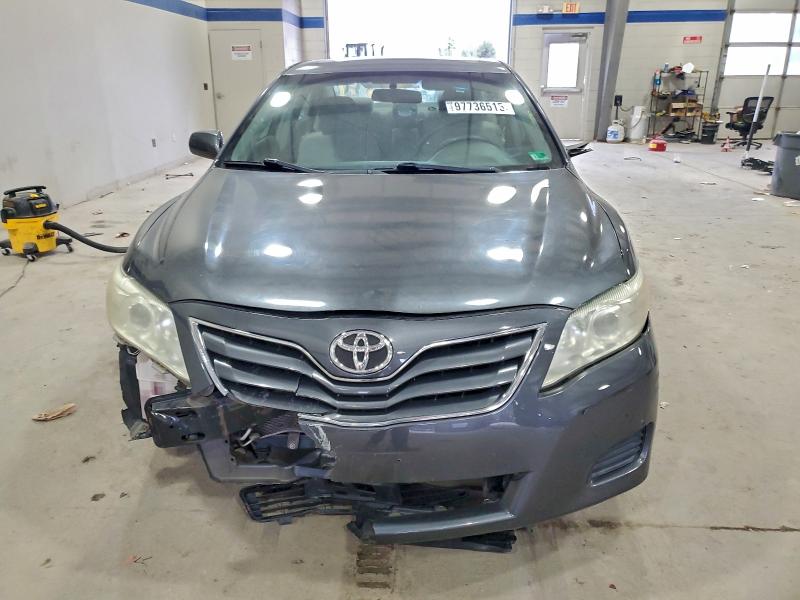 Photo 5 from auction – 2011 TOYOTA CAMRY with VIN 4T1BF3EK4BU194168