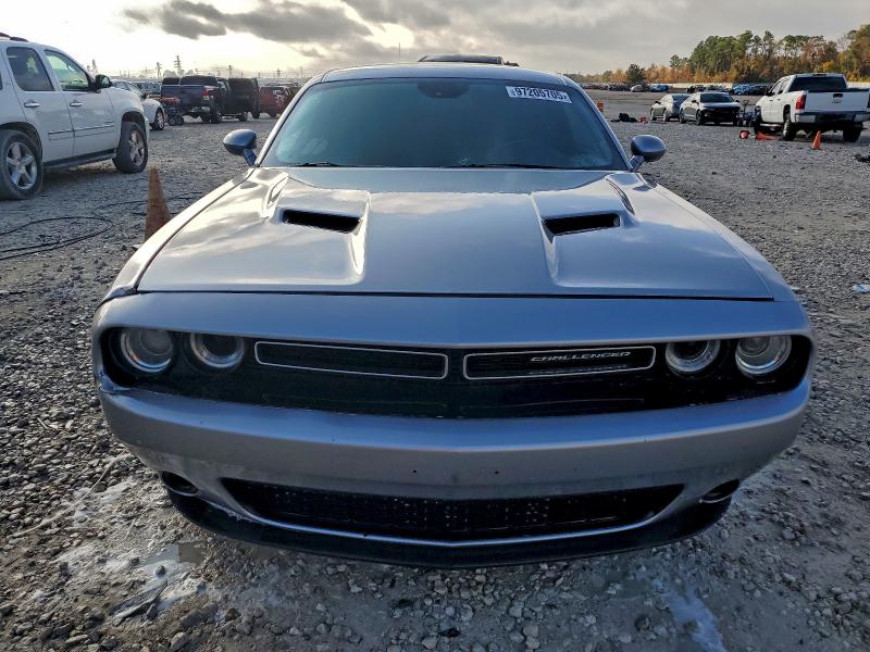 Photo 5 from auction – 2016 DODGE CHALLENGER with VIN 2C3CDZAG2GH201023
