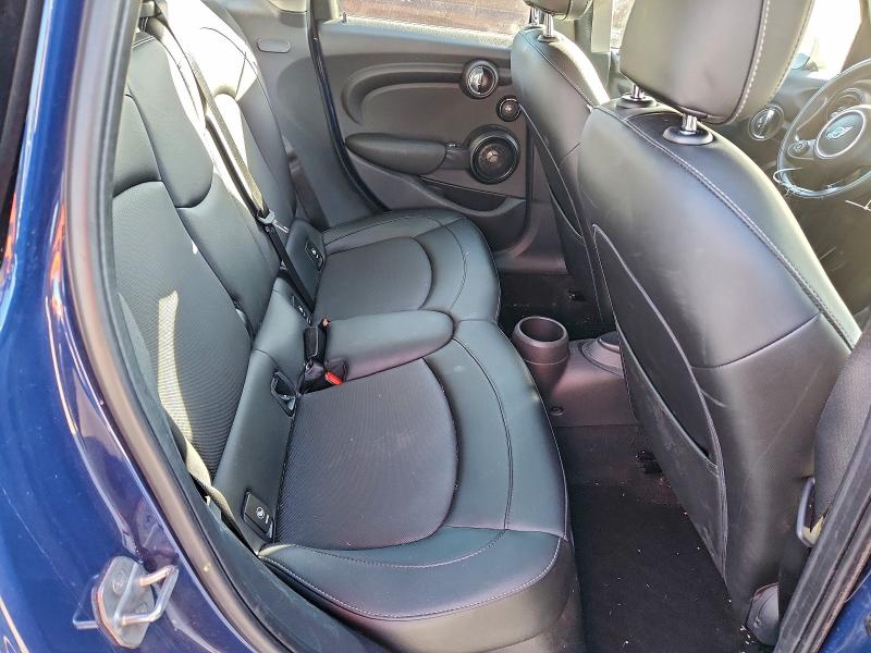 Photo 10 from auction – 2015 MINI COOPER with VIN WMWXS5C55FT833911