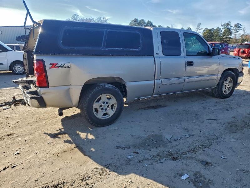 Photo 3 from auction – 2005 CHEVROLET SILVERADO with VIN 2GCEC19V451276615