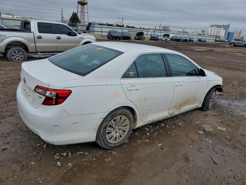 Photo 3 from auction – 2014 TOYOTA CAMRY with VIN 4T4BF1FK7ER434052