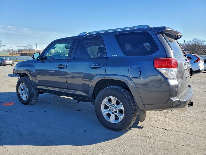 Photo 2 from auction – 2015 TOYOTA 4RUNNER SR with VIN JTEBU5JR4F5218991
