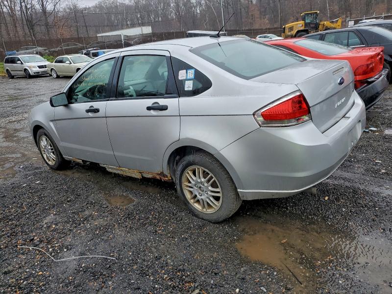 Photo 2 from auction – 2011 FORD FOCUS SE with VIN 1FAHP3FN0BW135472