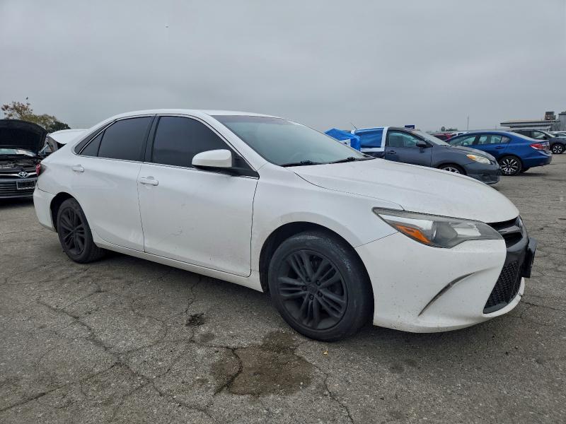 Photo 4 from auction – 2017 TOYOTA CAMRY LE with VIN 4T1BF1FK0HU270819