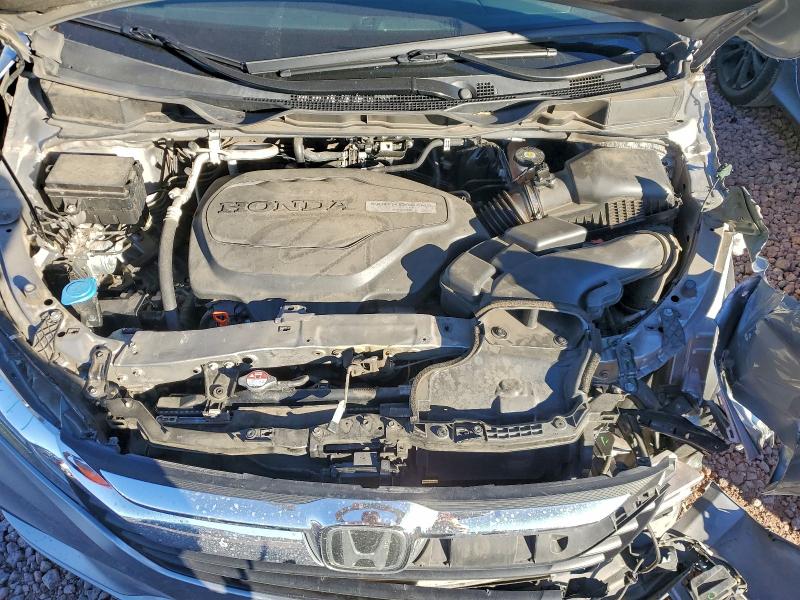 Photo 12 from auction – 2018 HONDA ODYSSEY EX with VIN 5FNRL6H73JB018787