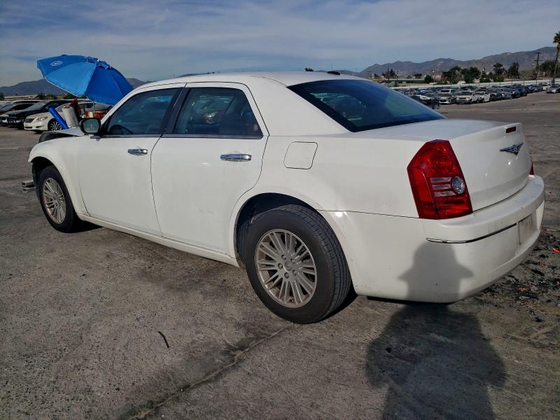 Photo 2 from auction – 2010 CHRYSLER 300 TOURIN with VIN 2C3CA1CV7AH320439