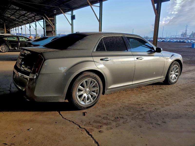 Photo 3 from auction – 2012 CHRYSLER 300 LIMITE with VIN 2C3CCACG2CH249827