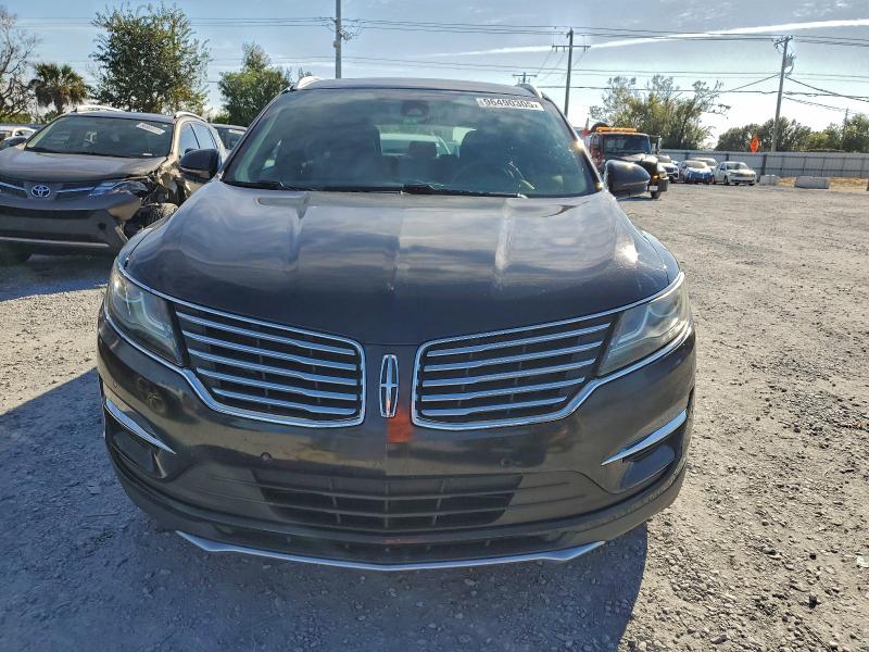 Photo 5 from auction – 2018 LINCOLN MKC RESERV with VIN 5LMTJ3DHXJUL20439