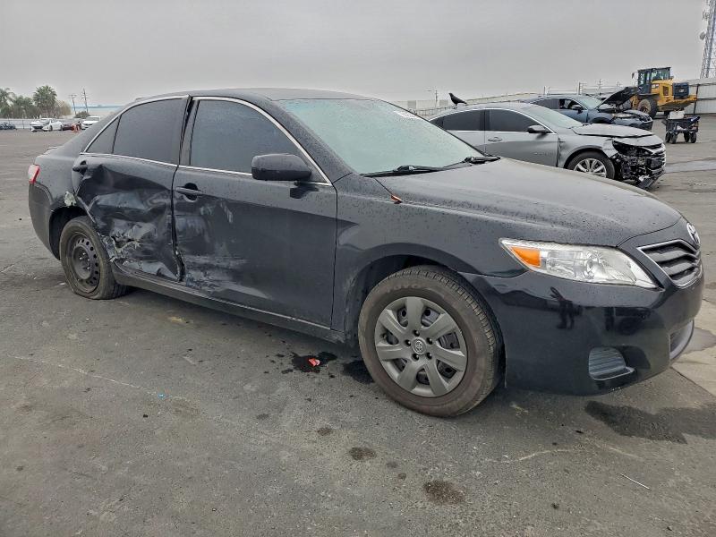 Photo 4 from auction – 2011 TOYOTA CAMRY BASE with VIN JTNBF3EKXB3007585