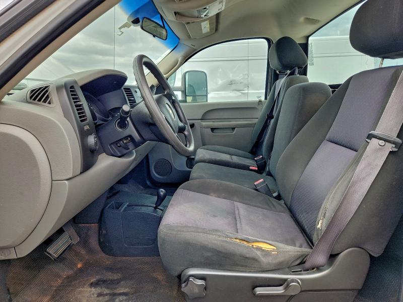 Photo 7 from auction – 2011 CHEVROLET SILVERADO with VIN 1GCNKPEA8BZ325388