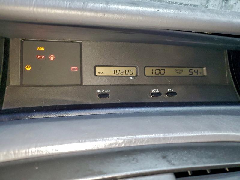 Photo 9 from auction – 2002 TOYOTA AVALON XL with VIN 4T1BF28B42U237803