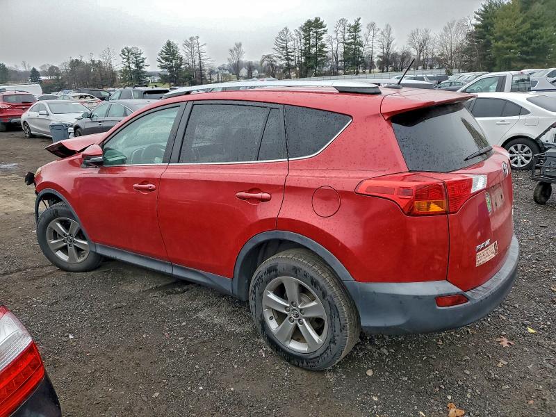 Photo 2 from auction – 2015 TOYOTA RAV4 XLE with VIN 2T3RFREV7FW351605