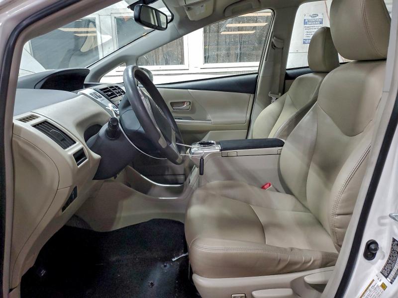 Photo 7 from auction – 2012 TOYOTA PRIUS V with VIN JTDZN3EU6C3152678