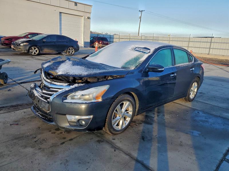 NISSAN ALTIMA 2.5 2013 with VIN 1N4AL3AP1DN423810 - Photo from auction