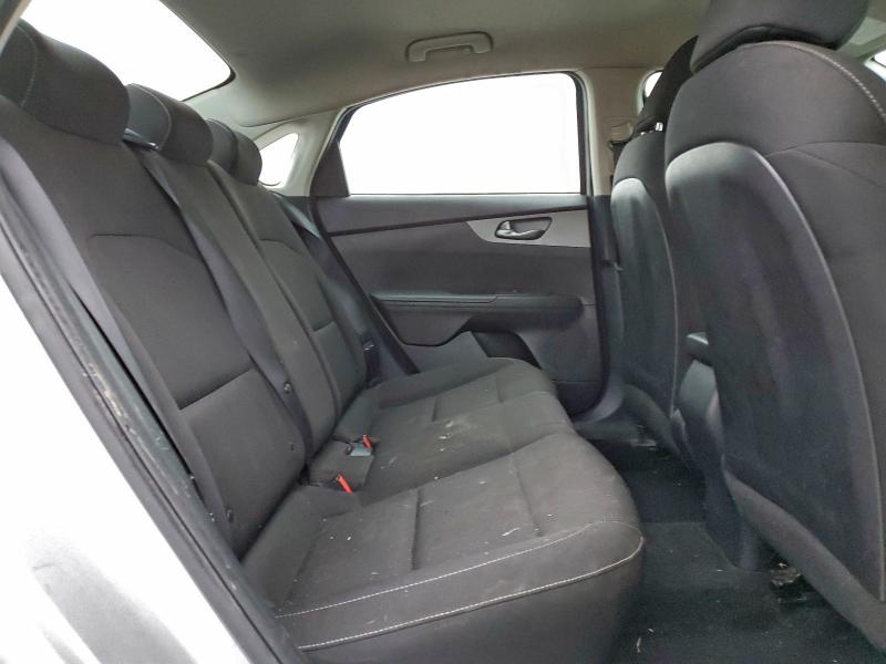 Photo 10 from auction – 2021 KIA FORTE with VIN 3KPF24AD4ME335160
