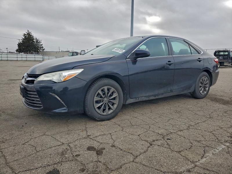 TOYOTA CAMRY LE 2016 with VIN 4T1BF1FK1GU132138 - Photo from auction