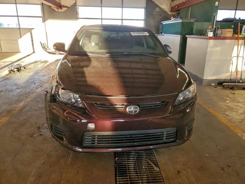 Photo 5 from auction – 2011 TOYOTA SCION TC with VIN JTKJF5C72B3005364