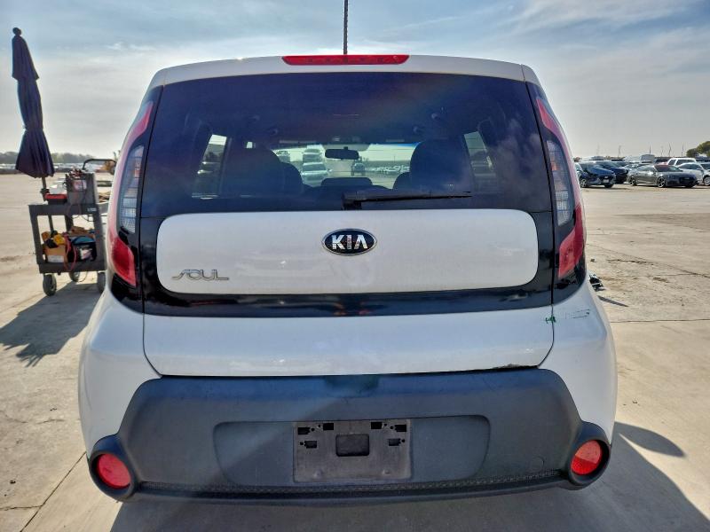 Photo 6 from auction – 2015 KIA SOUL with VIN KNDJN2A28F7197789