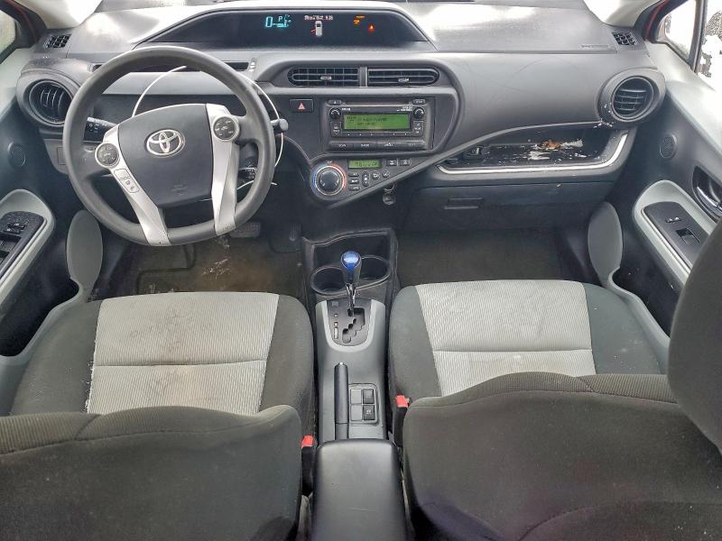 Photo 8 from auction – 2014 TOYOTA PRIUS C with VIN JTDKDTB39E1069762