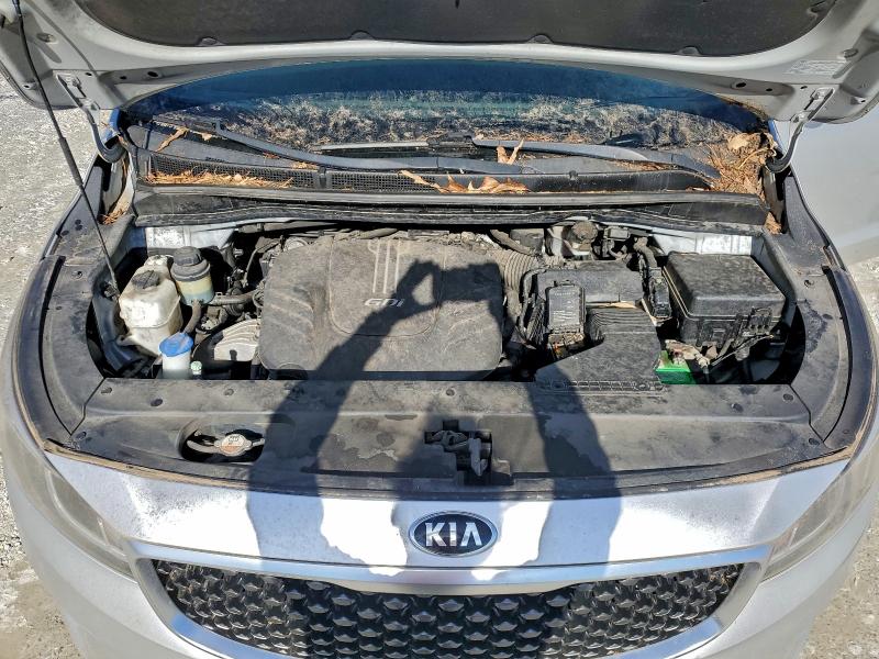 Photo 12 from auction – 2015 KIA SEDONA with VIN KNDMB5C19F6017687