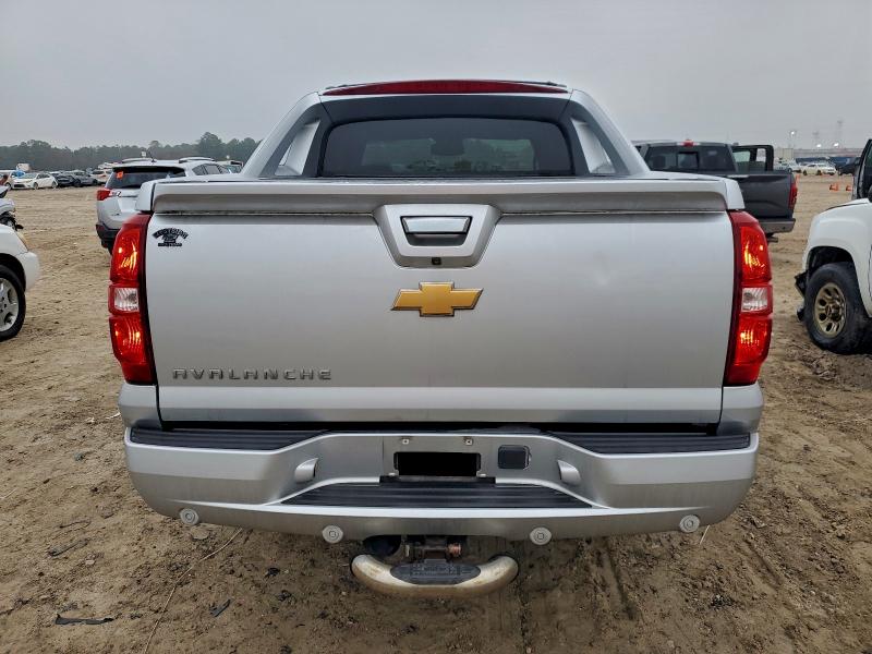 Photo 6 from auction – 2013 CHEVROLET AVALANCHE with VIN 3GNMCEE09DG370807