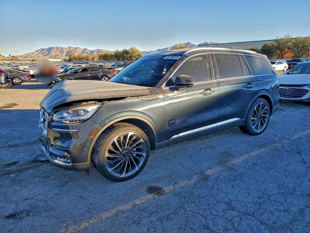 LINCOLN AVIATOR 2023 with VIN 5LM5J7WCXPGL05075 - Photo from auction