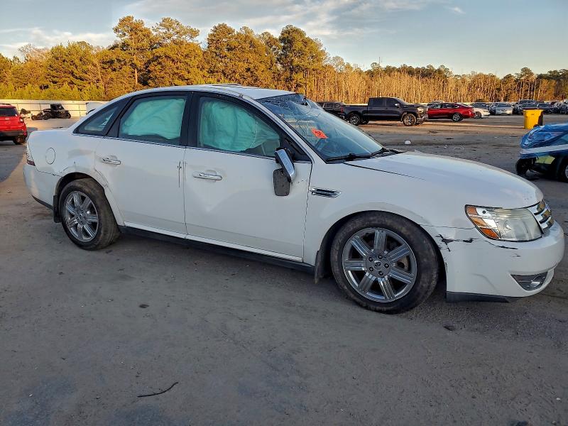Photo 4 from auction – 2008 FORD TAURUS LIM with VIN 1FAHP25W08G121479