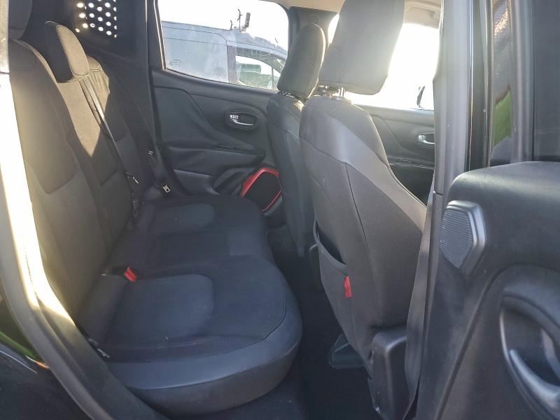 Photo 11 from auction – 2015 JEEP RENEGADE T with VIN ZACCJBCT2FPC04345