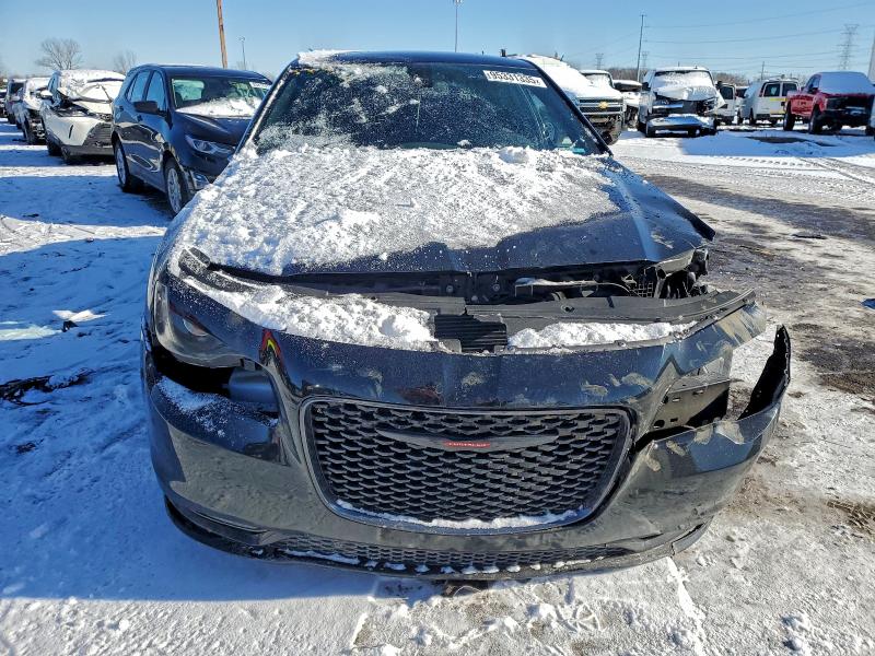 Photo 5 from auction – 2021 CHRYSLER 300 with VIN 2C3CCABG7MH549947