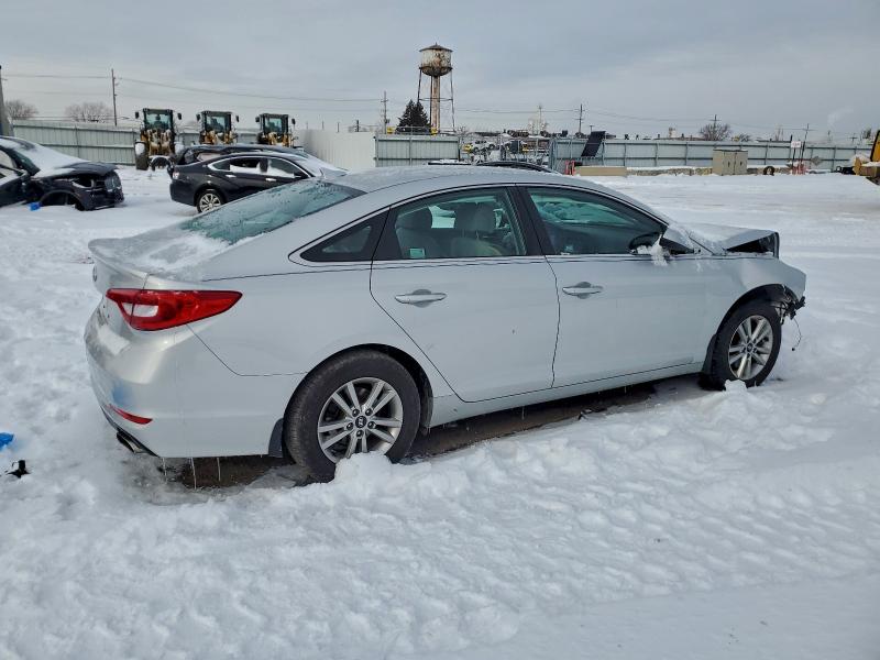 Photo 3 from auction – 2017 HYUNDAI SONATA SE with VIN 5NPE24AF7HH562891