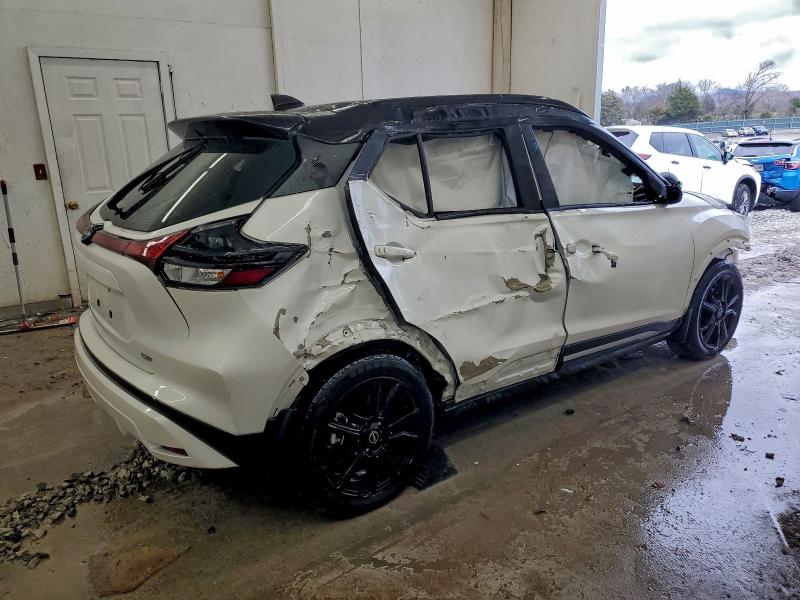 Photo 3 from auction – 2023 NISSAN KICKS with VIN 3N1CP5DV8PL533550