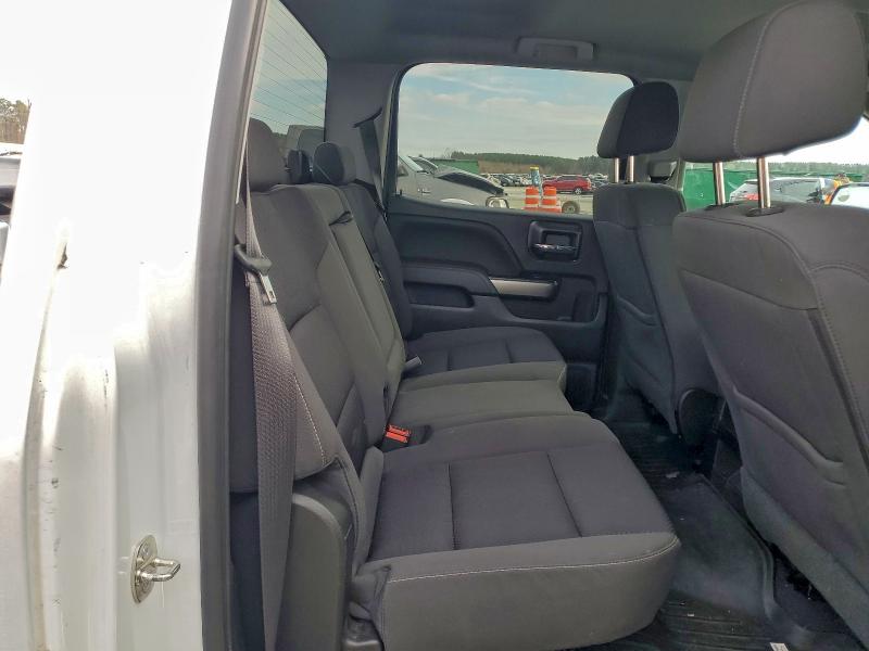 Photo 10 from auction – 2018 CHEVROLET SILVERADO with VIN 3GCUKREC7JG417051