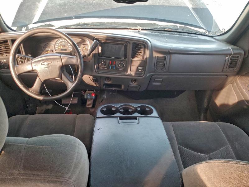 Photo 8 from auction – 2004 CHEVROLET SILVERADO with VIN 1GCHK29U14E297934