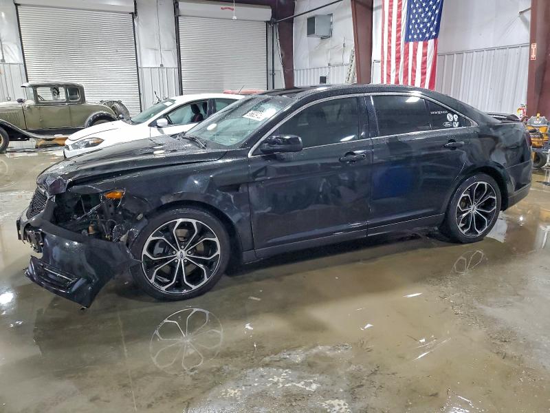 FORD TAURUS SHO 2015 with VIN 1FAHP2KT3FG119717 - Photo from auction