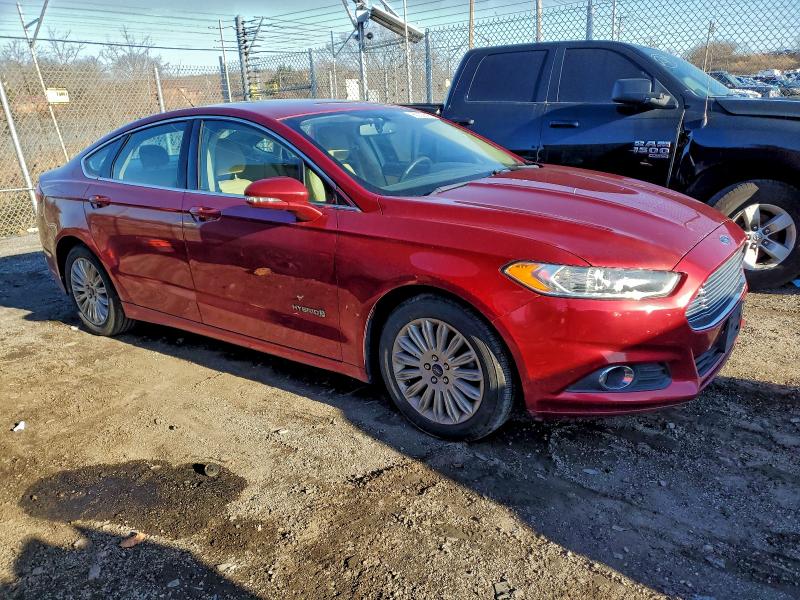 Photo 4 from auction – 2014 FORD FUSION SE with VIN 3FA6P0LU4ER210845