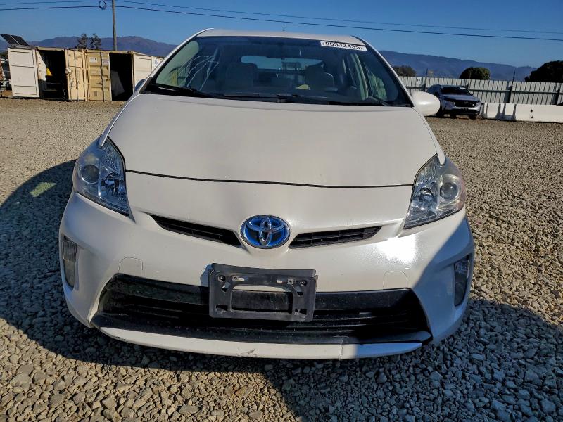 Photo 5 from auction – 2015 TOYOTA PRIUS with VIN JTDKN3DU2F1869727