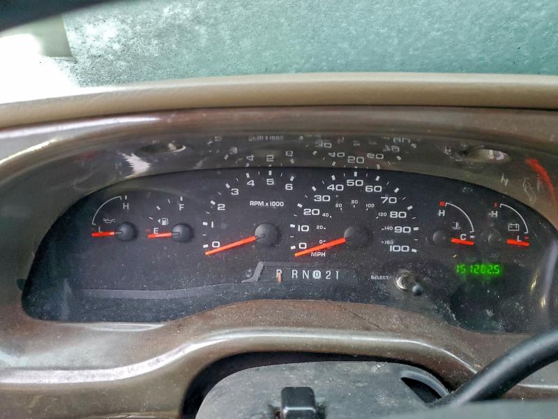Photo 9 from auction – 2004 FORD ECONOLINE with VIN 1FDRE14L14HB41620