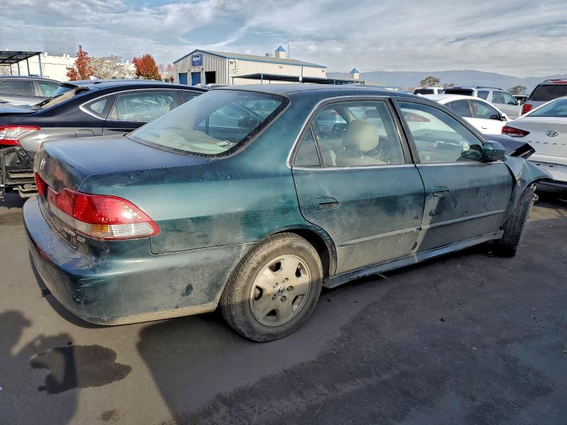 Photo 3 from auction – 2002 HONDA ACCORD EX with VIN 1HGCG16522A000596