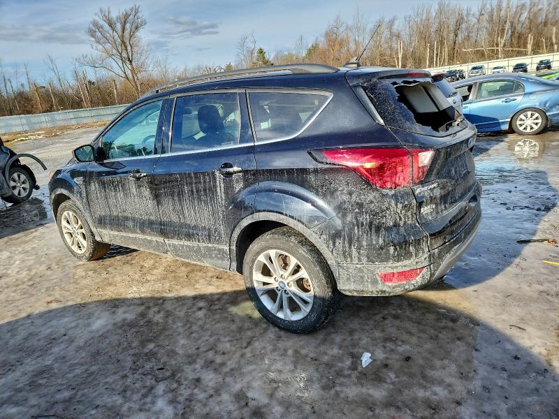 Photo 2 from auction – 2019 FORD ESCAPE SEL with VIN 1FMCU9HDXKUC43528