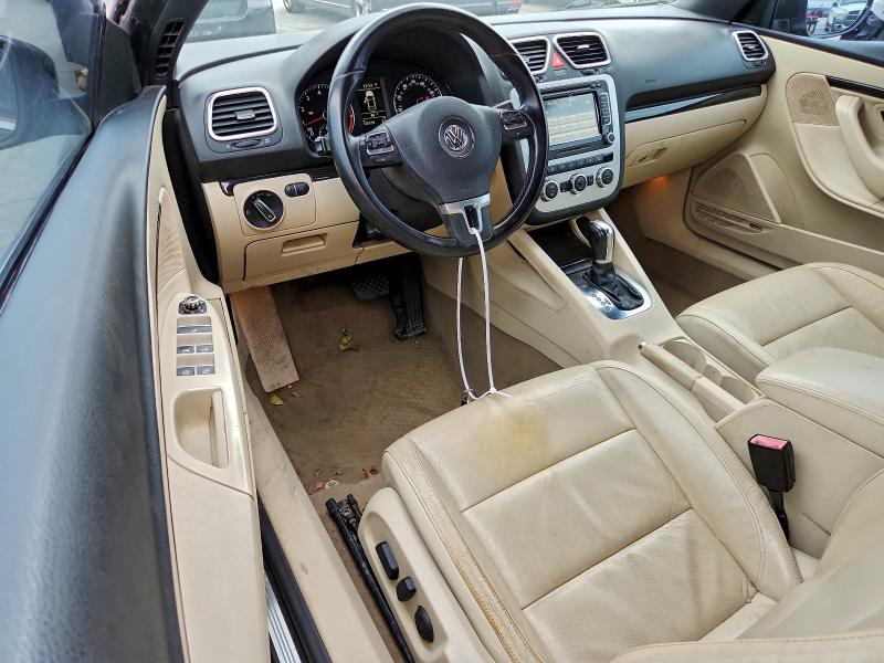 Photo 8 from auction – 2014 VOLKSWAGEN EOS LUX with VIN WVWFW8AH1EV001390