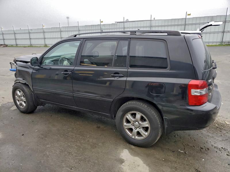Foto 2 de la subasta – 2005 TOYOTA HIGHLANDER con VIN JTEGP21A150069831